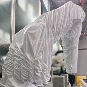 喷涂机器人也需要穿‘防护衣’？揭秘防护服的重要性！